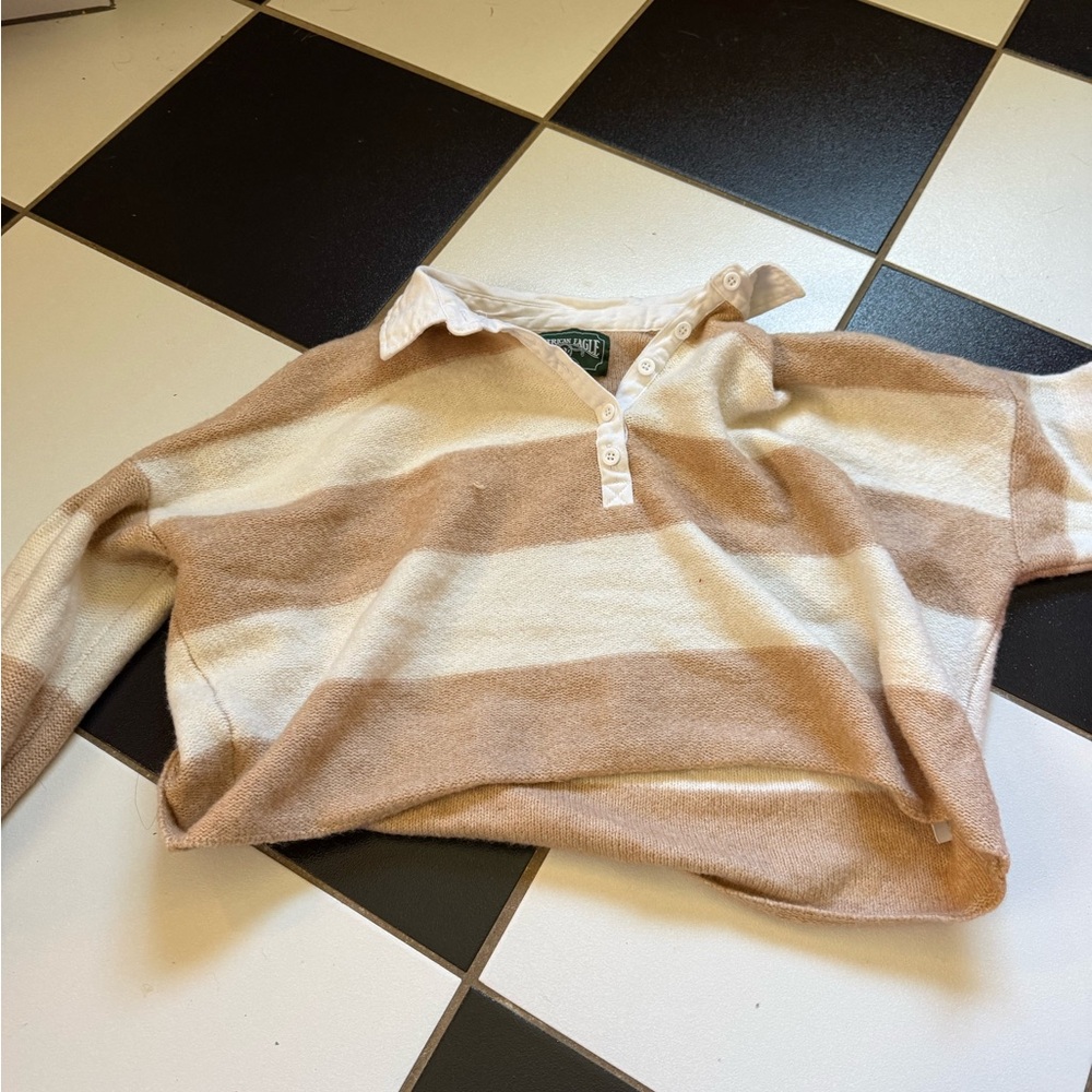 American Eagle Cream and White Knit Cardigan